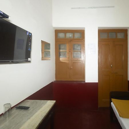 Sri Ramakrishna Hotel Bengaluru Zewnętrze zdjęcie