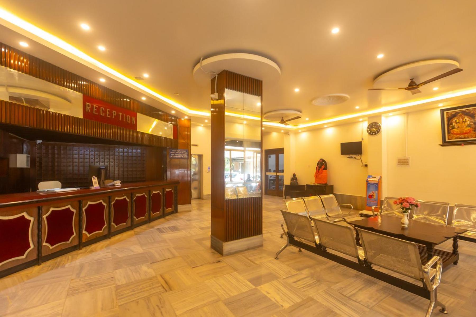 Sri Ramakrishna Hotel Bengaluru Zewnętrze zdjęcie