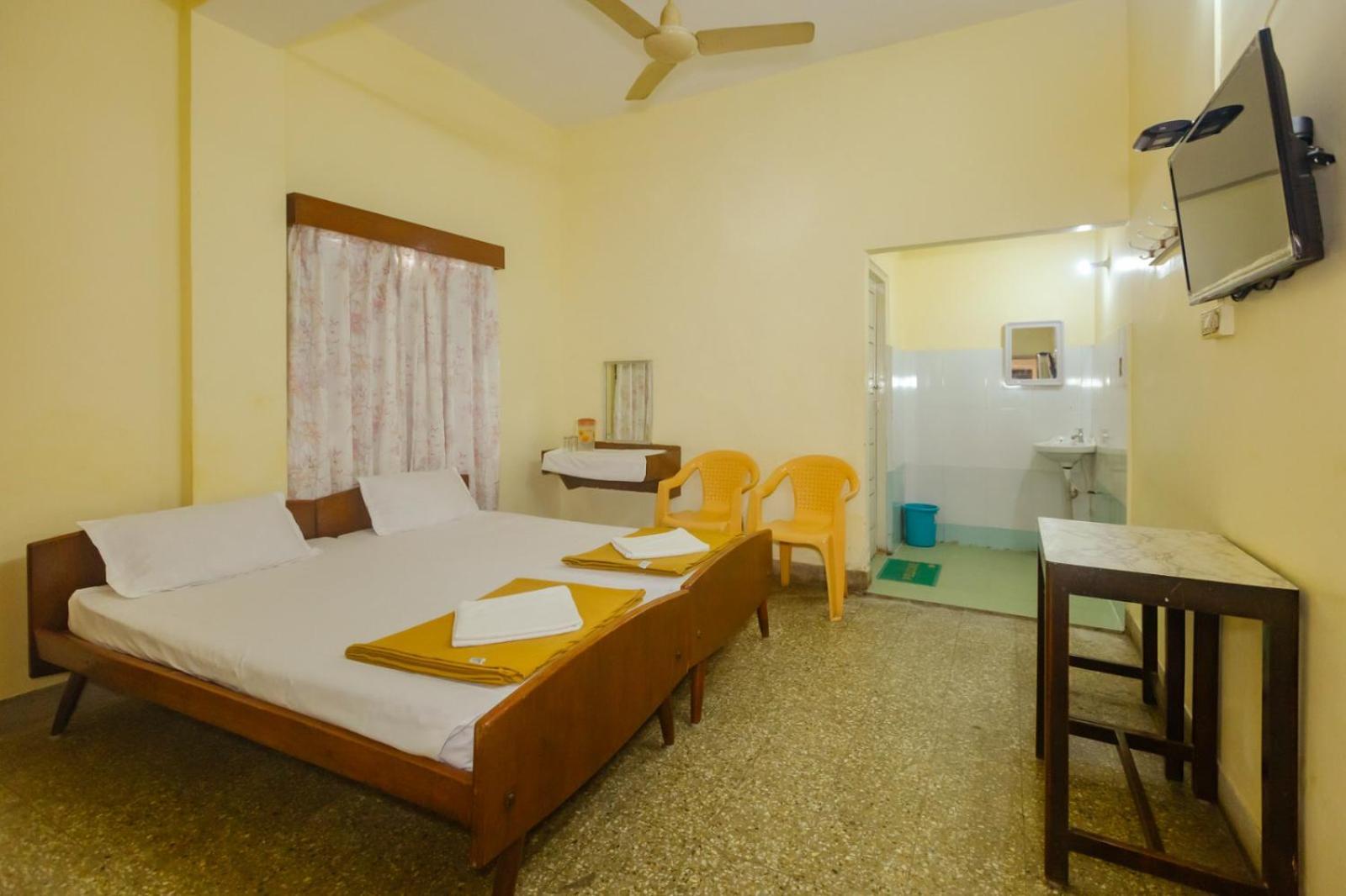 Sri Ramakrishna Hotel Bengaluru Zewnętrze zdjęcie