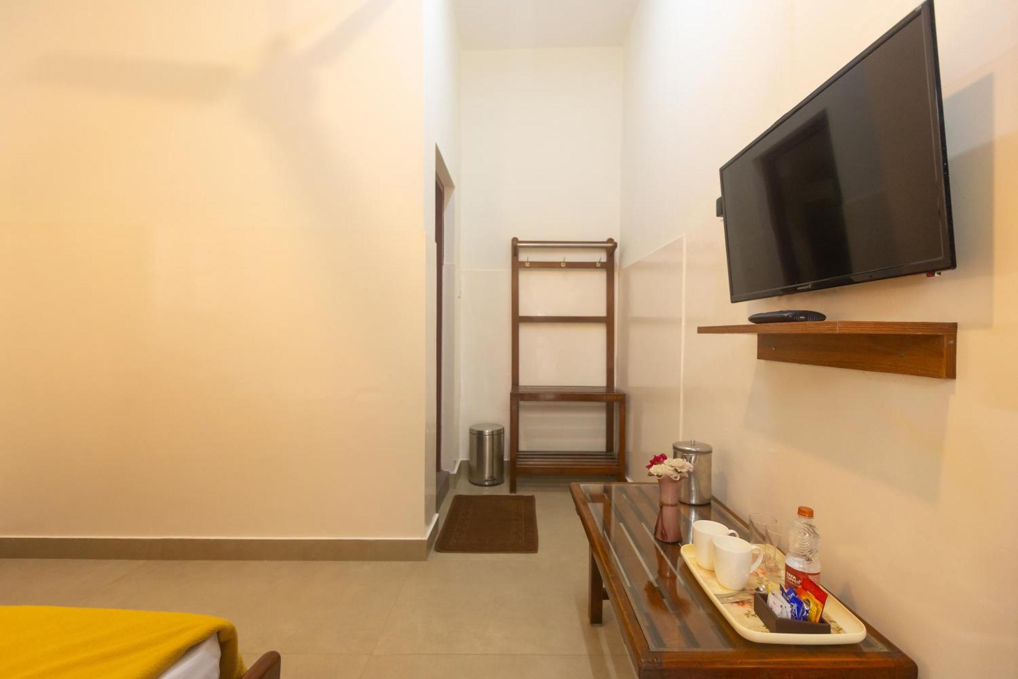 Sri Ramakrishna Hotel Bengaluru Zewnętrze zdjęcie