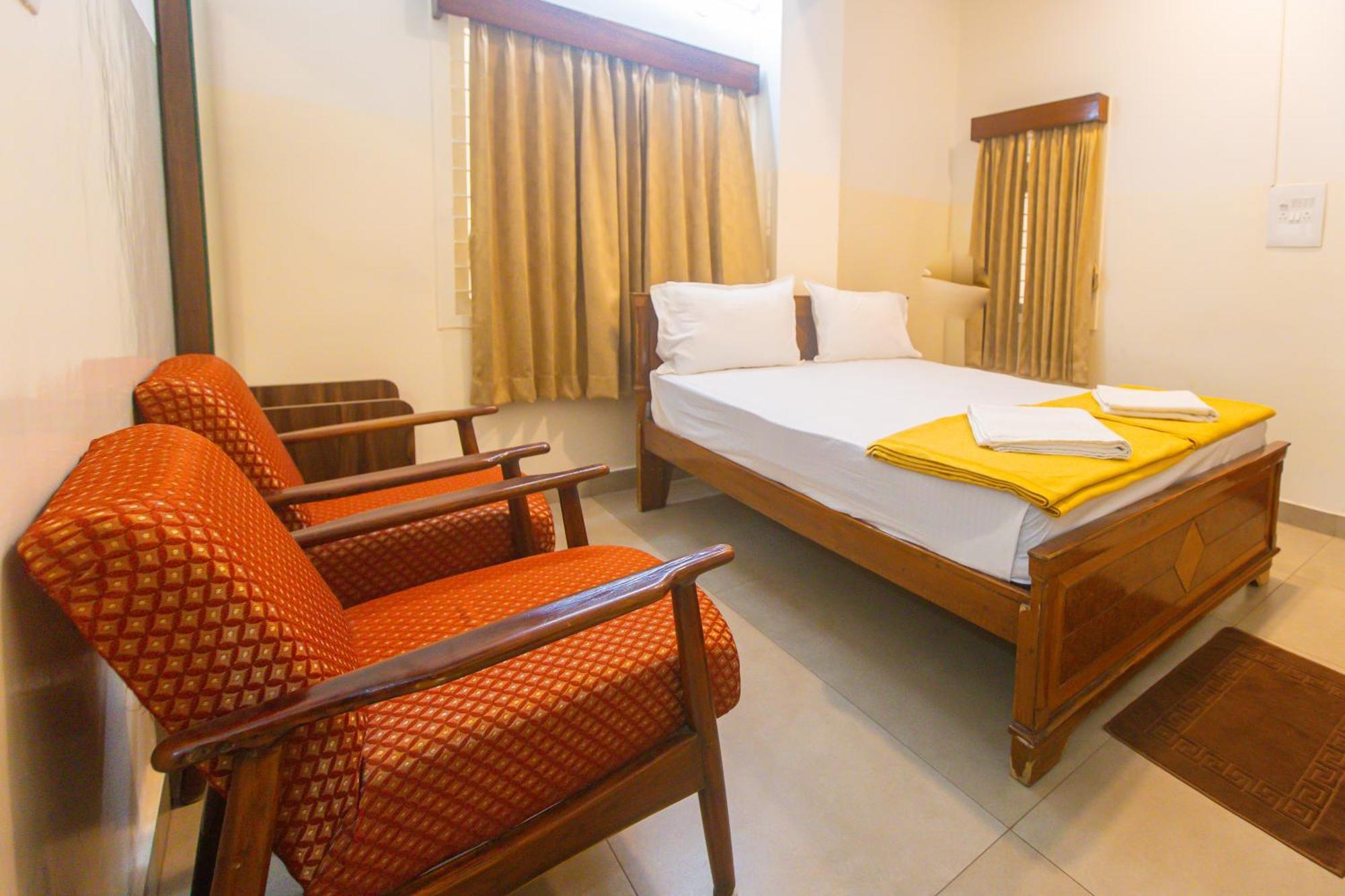 Sri Ramakrishna Hotel Bengaluru Zewnętrze zdjęcie