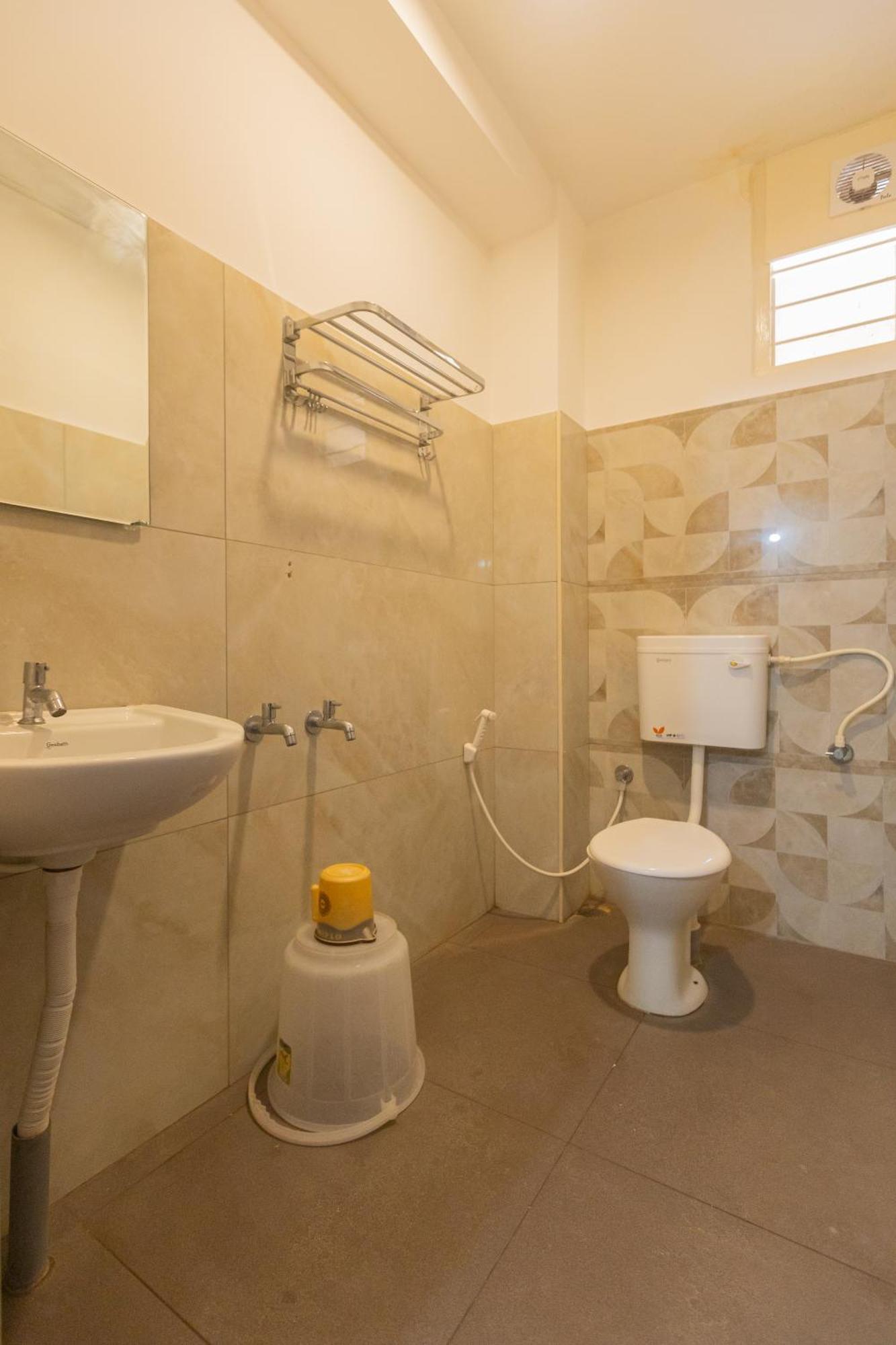 Sri Ramakrishna Hotel Bengaluru Zewnętrze zdjęcie